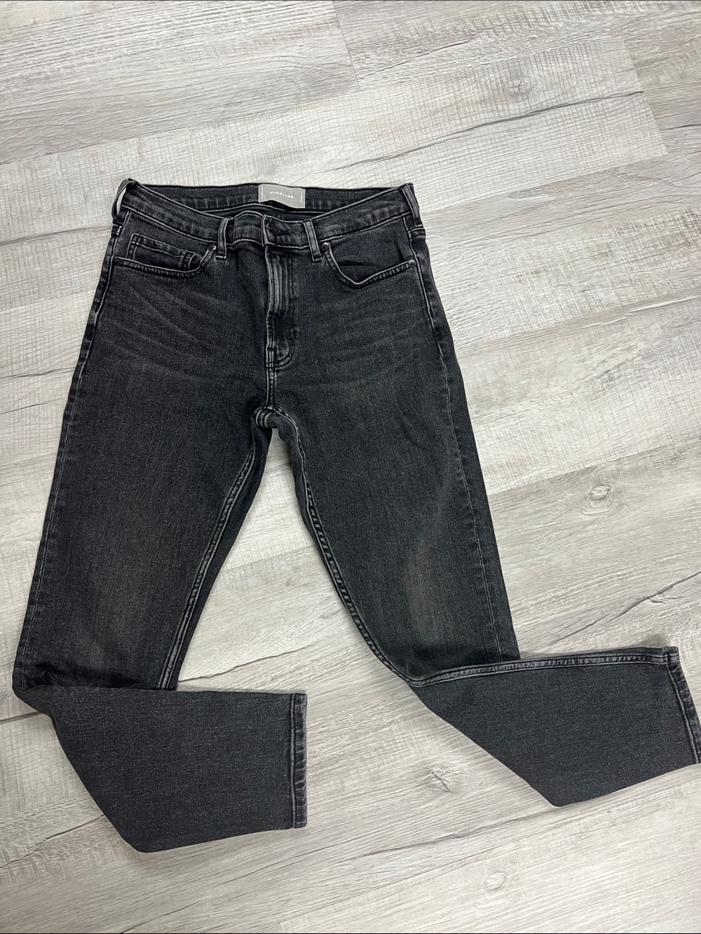 Everlane Slim Straight Jeans in Washed Black sz 29 inseam 26